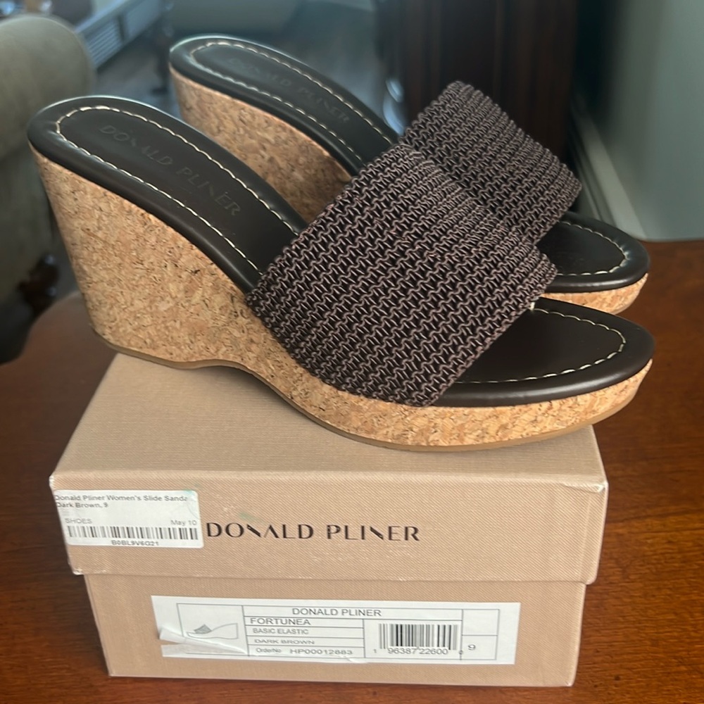 Size 9 Donald Pliner Fortune Wedge Sandal NIB